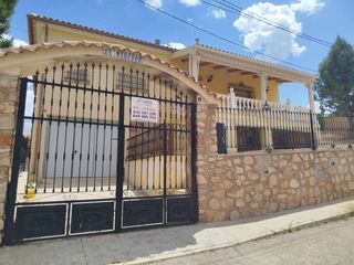 Casa adossada a Calle calle olmo