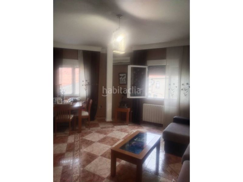 Foto 0cc9a341-d0ef-45f5-beb4-69a0a73106d9. Casa amb calefacció aparcament a Manzanares