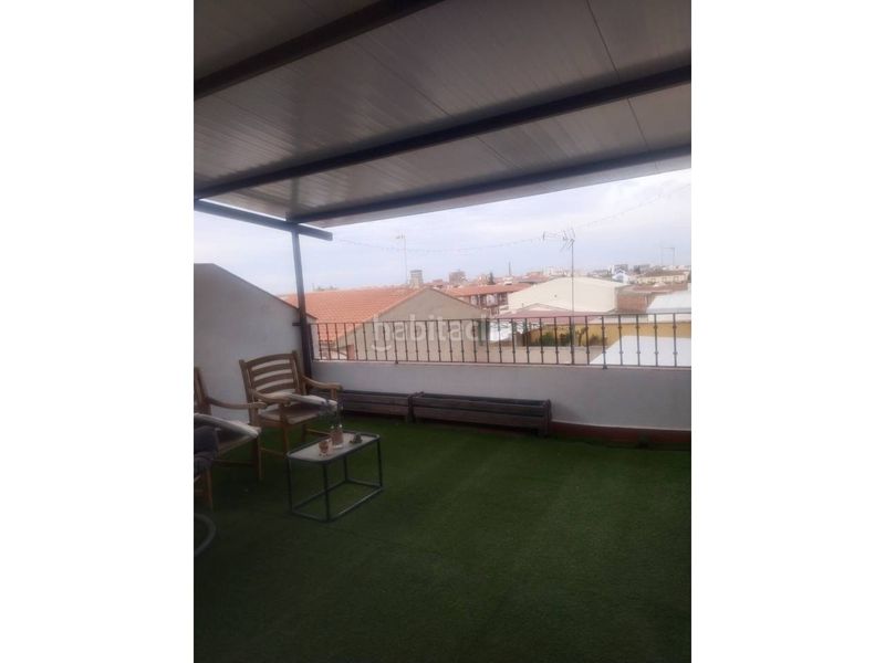Foto 5da691a0-d1df-4a7b-bade-c97da8b0b995. Casa amb calefacció aparcament a Manzanares