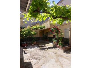 House  Calle don quijote. Venta de casa en daimiel con amplio jardín y garaje