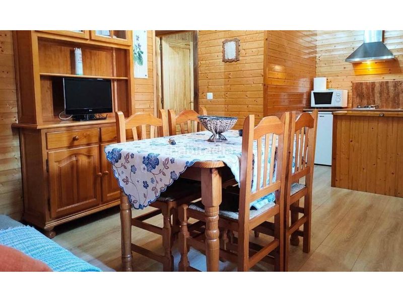 Foto b98cd8c6-3967-42e6-b0bd-e55a90aa8434. Edifici a Ossa de Montiel