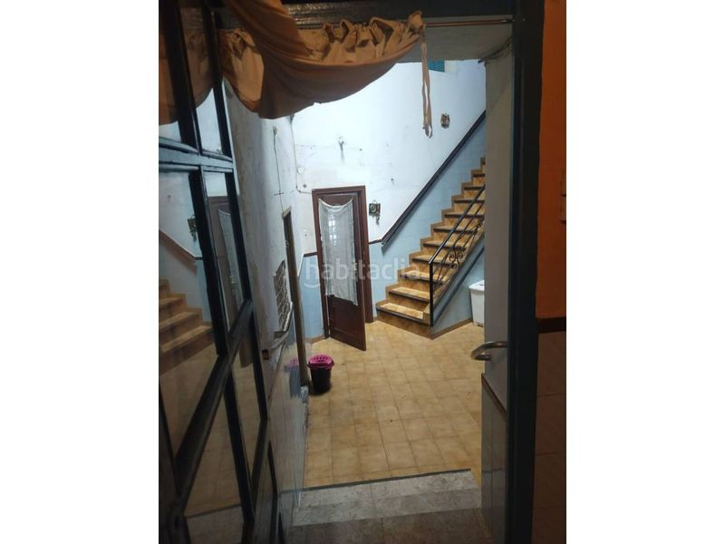 Foto bf174277-8f02-4572-a143-61968ed2669c. Casa amb calefacció aparcament a Alhambra