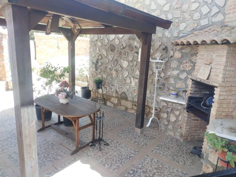 Foto 15687e4e-3ec3-43f9-a1c2-b892eb56e166. House in calle cl tomilla-cr ringurrina 17 in Ossa de Montiel