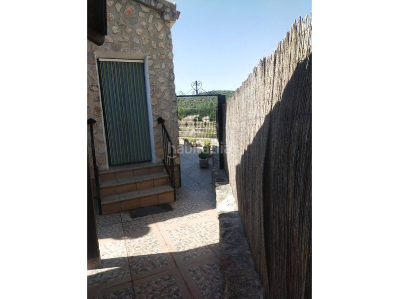 Foto 5ca1dfca-f981-473b-957b-80fb369405a3. House in calle cl tomilla-cr ringurrina 17 in Ossa de Montiel