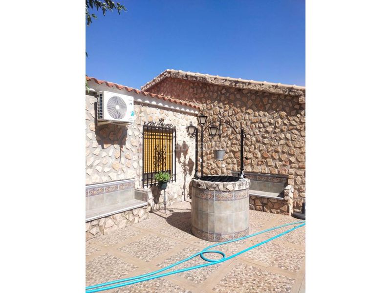 Foto 7b1bf302-6c9f-49ae-94d6-1145d3bb6d06. House in calle cl tomilla-cr ringurrina 17 in Ossa de Montiel