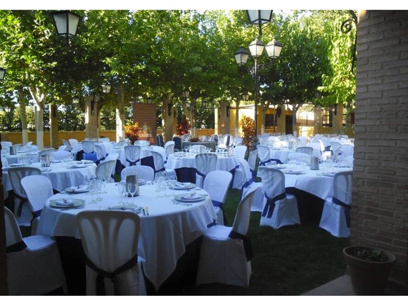 Foto ab6aeba8-a22f-4ccf-9561-8bb3665f2f0f. Local comercial a Valdepeñas