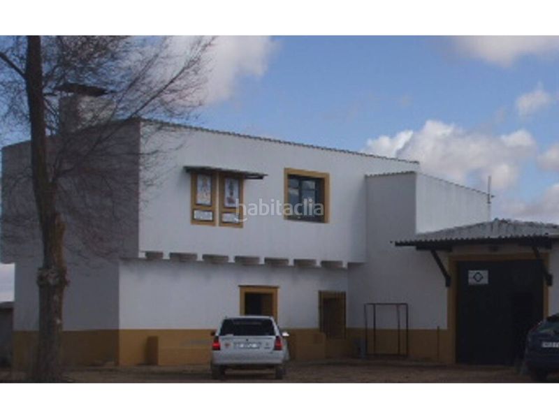 Foto 69a7cd3a-e5d4-4760-ac63-a7a1bb78b66f. Finca rústica a Alcázar de San Juan
