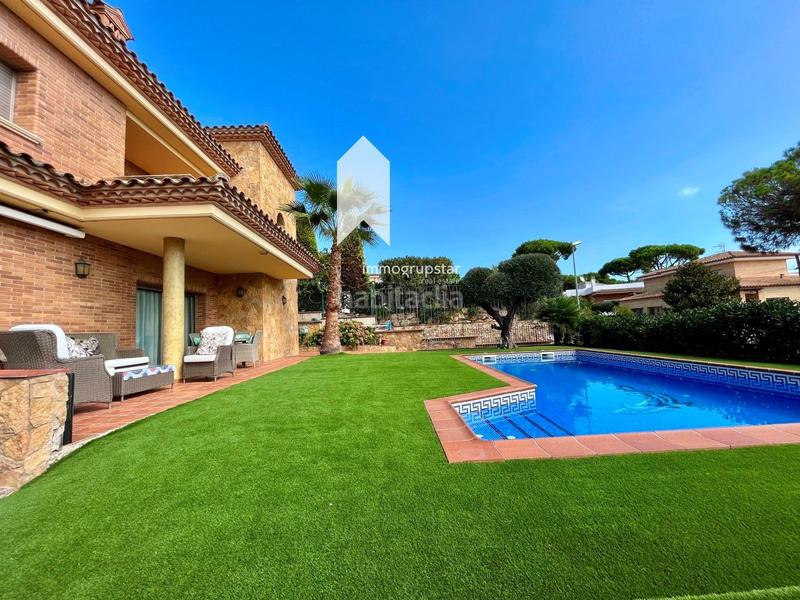 Foto 491b4d03-706c-45f3-93eb-1157c633e2fe. Casa amb calefacció aparcament piscina a Fenals Platja d´Aro