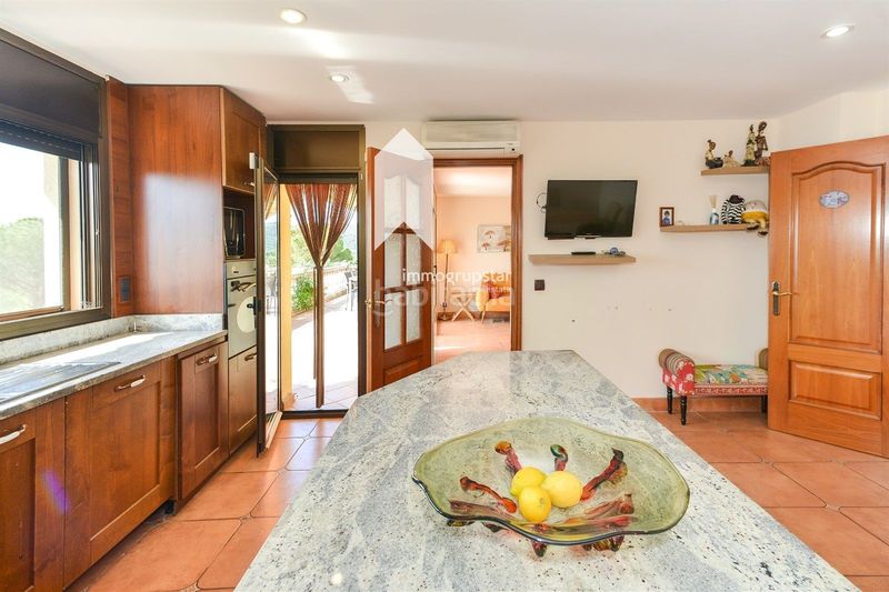 Foto 3677b22f-7894-471e-a86f-e97ef2cd392f. Casa amb calefacció piscina a Cabanyes-Mas Ambrós-Mas Pallí Calonge