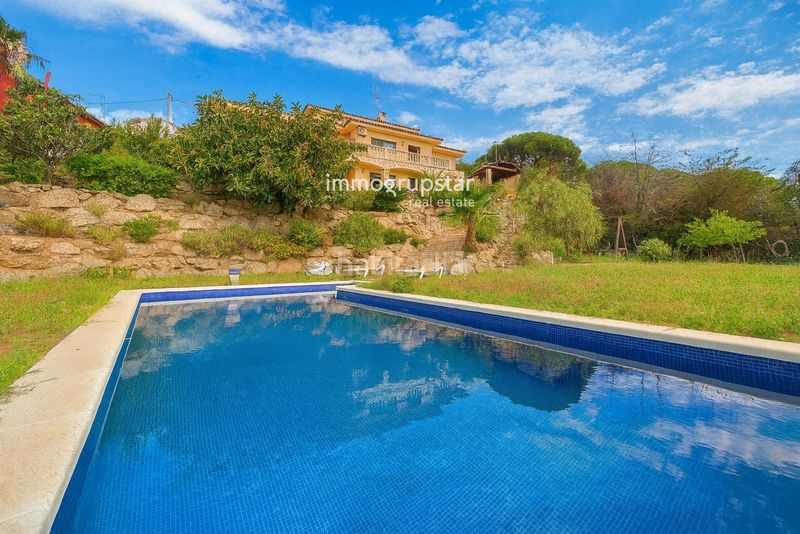 Foto b5a42b88-a1e8-41f4-a870-5a6785020040. Casa amb calefacció piscina a Cabanyes-Mas Ambrós-Mas Pallí Calonge