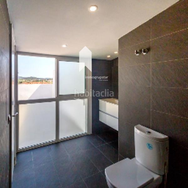Foto fe0edf6b-0e8b-4fcf-b21c-b7a04aa191ca. Ático  en exclusiva en segunda línea de mar en Palamós