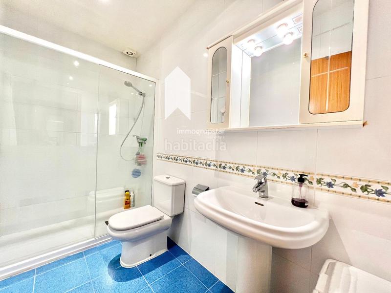 Foto 0719c4c0-4989-44b6-82d5-10b85e3d691b. Casa vive e invierte en el corazón ! chalet pareado con local multifuncional a 5 minutos de la playa en Palamós
