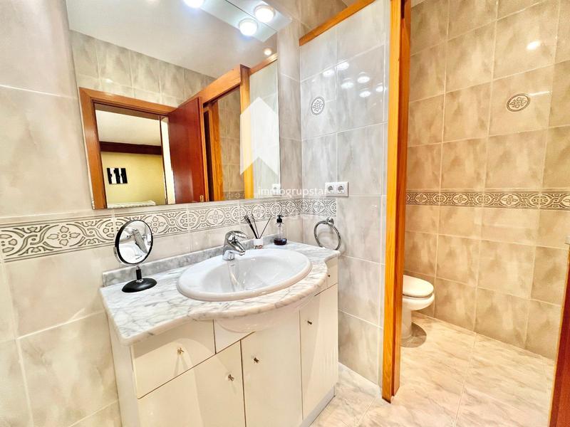 Foto 2327f384-21ea-43ba-927f-d42ec77c882c. Casa vive e invierte en el corazón ! chalet pareado con local multifuncional a 5 minutos de la playa en Palamós