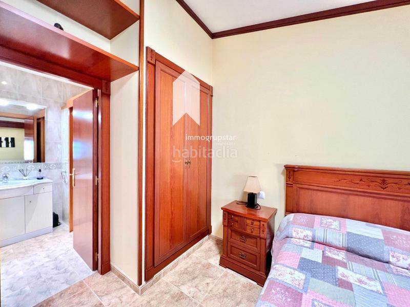 Foto b6adf46a-fc58-4fe9-8518-f95eb1a415b4. Casa vive e invierte en el corazón ! chalet pareado con local multifuncional a 5 minutos de la playa en Palamós