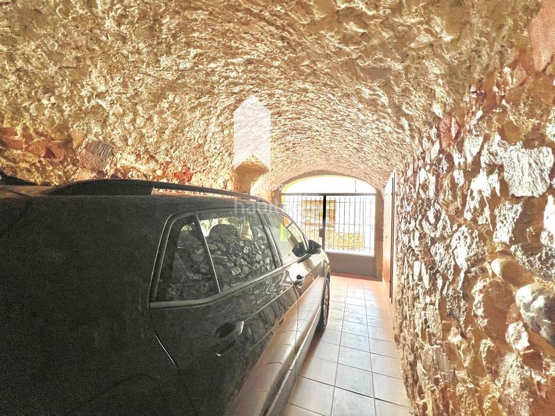 Foto b865cb5a-8b2e-436c-a586-000c0552867c. Casa vive e invierte en el corazón ! chalet pareado con local multifuncional a 5 minutos de la playa en Palamós