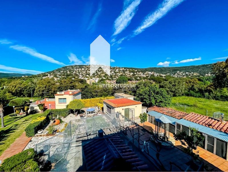 Foto 4466253f-2d7b-4208-8b02-2c5ec9b5d8ae. Casa amb calefacció aparcament piscina a Cabanyes-Mas Ambrós-Mas Pallí Calonge