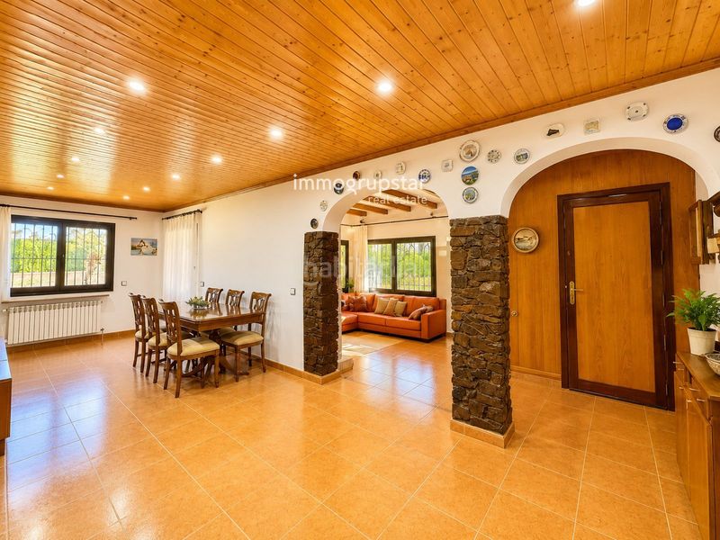 Foto 4547123b-3d15-45ec-aa29-18b77f5d1703. Casa amb calefacció aparcament piscina a Cabanyes-Mas Ambrós-Mas Pallí Calonge