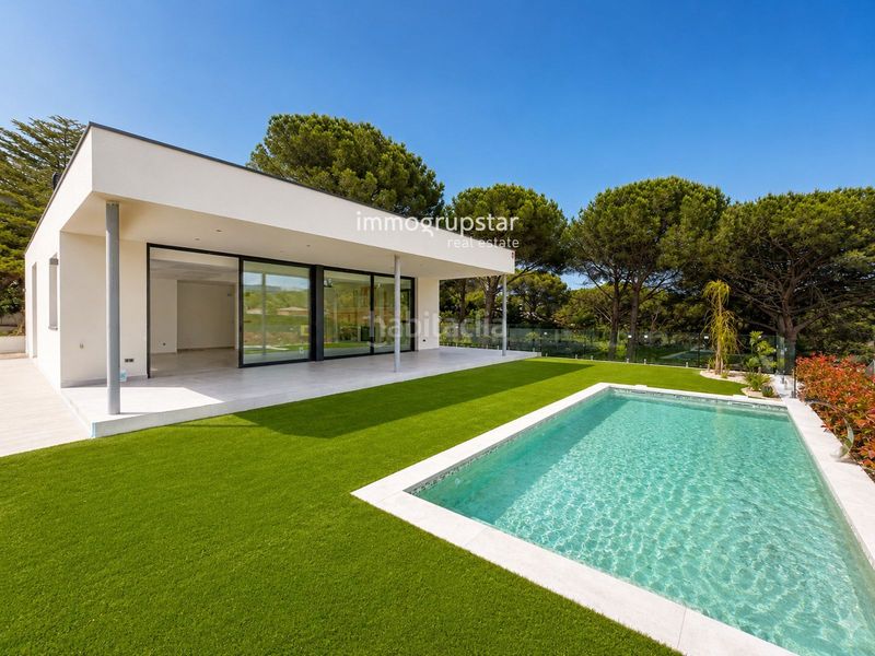 Foto a4fa8e53-f81b-4631-9bf0-10b246d55fed. Casa amb calefacció aparcament piscina a Cabanyes-Mas Ambrós-Mas Pallí Calonge