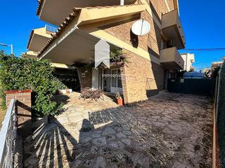 Pis  Torre valentina. Planta baja en sant antoni de calonge a dos minutos de la playa