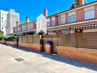 Maison  Europa. Casa adosada céntrica a 500 metros de la playa en platja daro