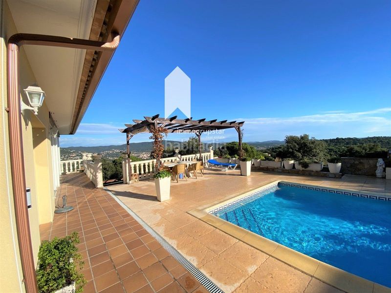 Foto 78f2e0a6-a90d-47ab-8de5-457cb43d11f1. Casa amb aparcament piscina a Urbanitzacions Platja d´Aro