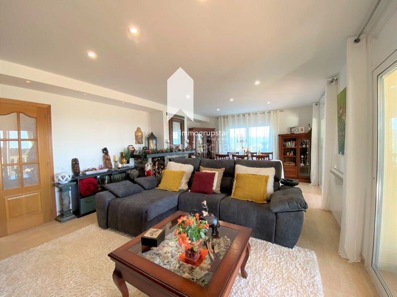 Foto d1fea4f3-492c-4cec-8449-690c1aab2057. Casa amb aparcament piscina a Urbanitzacions Platja d´Aro
