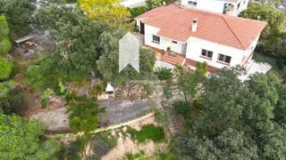 Casa  Volta de l'arboç. Casa independiente con jardín en sta. cristina