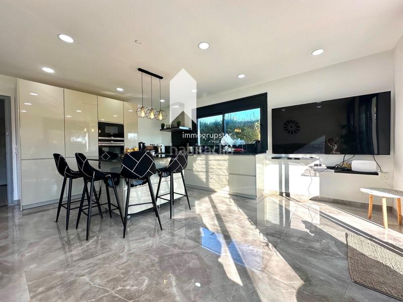 Foto a4b44ca0-de10-4aa9-80ab-3c5b3b38ab0c. Casa con riscaldamento piscina in Cabanyes-Mas Ambrós-Mas Pallí Calonge