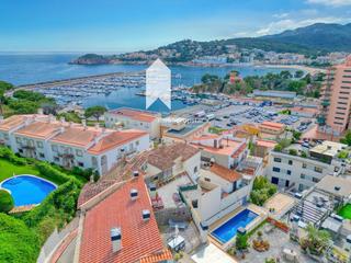 Àtic  Llevant. Ático dúplex en port de sant feliu