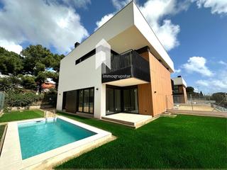 Maison  Pla del llop. Casa adosada en obra nueva con piscina privada palamós