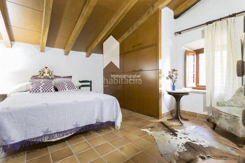 Foto b0c9bcfb-8ff7-47d4-b01f-6ee5841d84f6. Masía  catalana del siglo xvii con encanto y vistas increíbles en Anglès