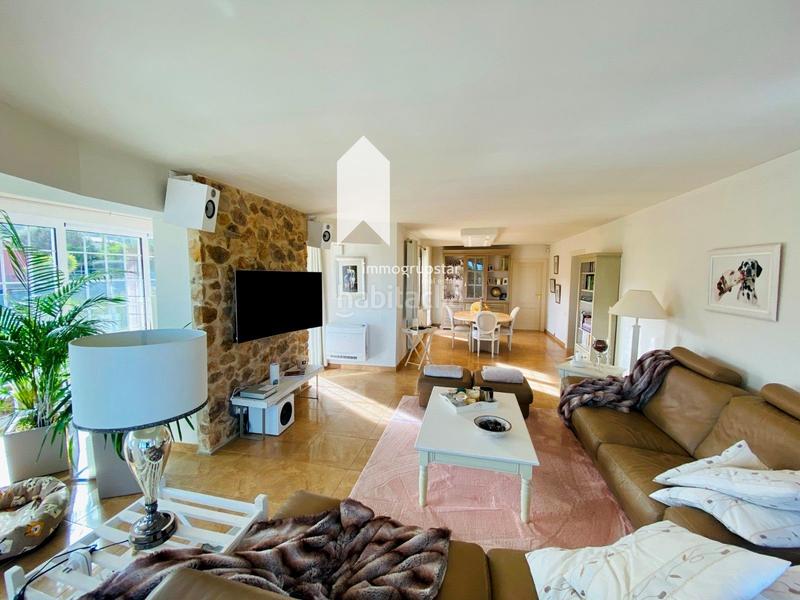 Foto 2ff98c3a-5d7b-49d6-8276-24de09003f96. Casa chalet con piscina climatizada en mas pallí en Calonge