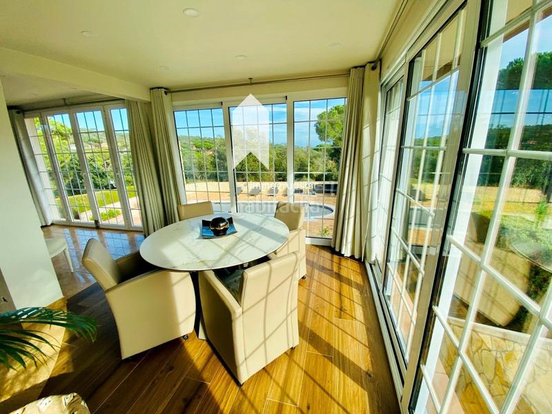 Foto a4f55bec-7437-4676-b9ec-acbdce787ce4. Casa chalet con piscina climatizada en mas pallí en Calonge