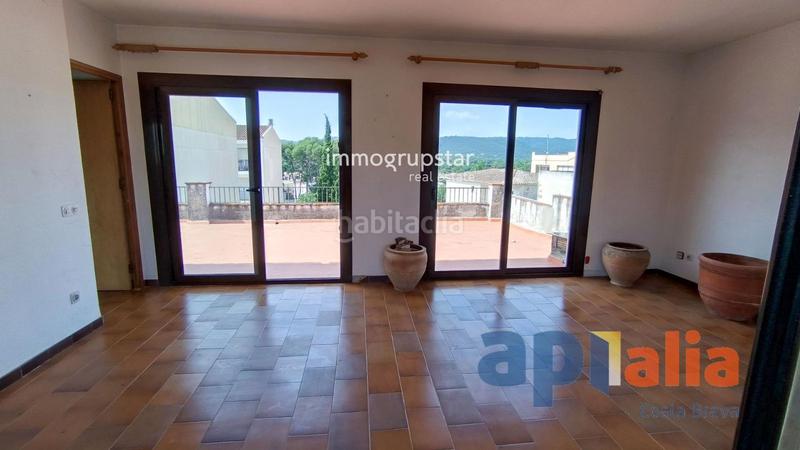Foto f50ffdef-ac1d-41b1-9930-dadcd7e81ae0. Ático fantastico atico con vistas abiertas centrico con mucho sol en Calonge