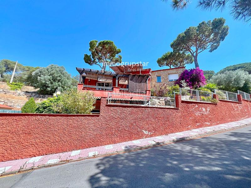 Foto abed2171-ebc2-42c3-92d1-0d11e69fd35d. Casa bonita casa con preciosas vistas a la montaña en Santa Cristina d´Aro