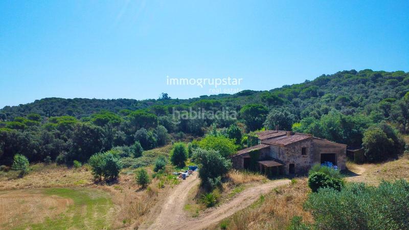 Foto fd7d8bc4-7c8b-4db4-adf0-24fdc3f440bc. Masia a Cabanyes-Mas Ambrós-Mas Pallí Calonge