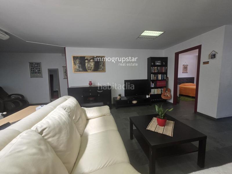 Foto 5c5543d7-a1ff-4e82-a83e-157acbab1545. Casa adosada casa con local y terraza soleada en la costa brava en Sant Feliu de Guíxols