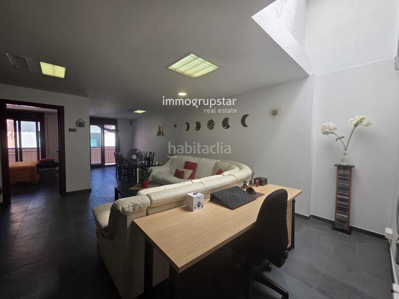 Foto cbd64b35-0654-4e16-944f-65b9e36b5c76. Casa adosada casa con local y terraza soleada en la costa brava en Sant Feliu de Guíxols