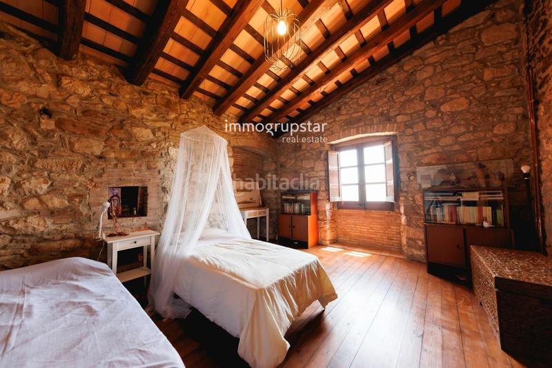 Foto f6e30024-f94b-4309-a59b-5ca2c02c75f2. Masía castillo con licencia turística la selva en Amer
