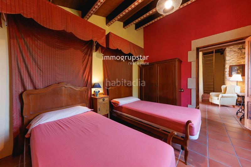 Foto f81f6206-ed39-4fe7-a7eb-aa45095c89dd. Masía castillo con licencia turística la selva en Amer