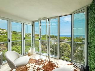 Appartement  Hortensia. Apartamento reformado con vistas al mar y terrazas privadas