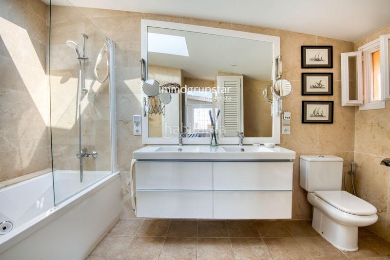 Foto 0dff3f2d-9dbe-461d-a83c-94ed312715e8. Casa amb calefacció aparcament piscina a Fenals Platja d´Aro