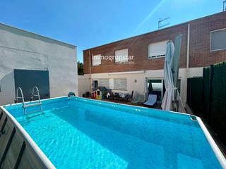 Reihenhaus  Galceran de requesens. Casa familiar con terraza en el centro de calonge