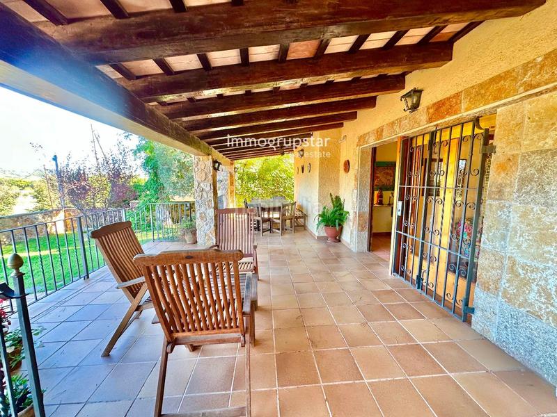 Foto e66a1ab3-1d65-49be-9748-615759b3d317. Chalet avec chauffage parking piscine dans Castell d´Aro