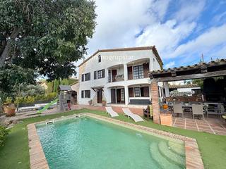 Xalet  Fanals. Casa rustica en el centro de platja daro!