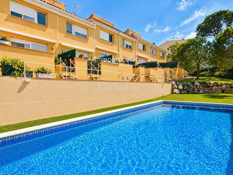 Foto eef9f261-36a2-4d65-b182-1a592dcffa24. Casa adossada amb aparcament piscina a Los Pinos-Politur Platja d´Aro