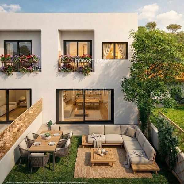 Foto 0834f4f1-1717-4d12-81ec-223971cf427f. Casa adossada amb calefacció aparcament a Eixample Sant Feliu de Guíxols