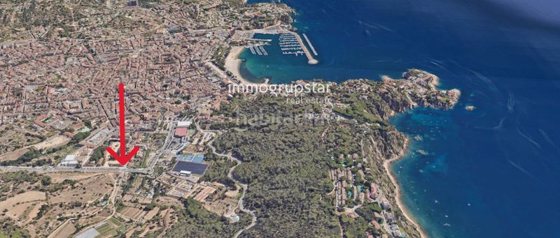 Foto e624988c-6320-4f05-af72-526ebc37a627. Casa adossada amb calefacció aparcament a Eixample Sant Feliu de Guíxols