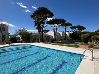 Reihenhaus  Roure. Casa adosada con licencia tur�stica en platja daro