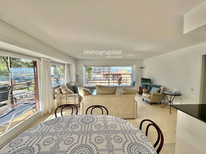 Foto ea54e800-a4f2-44cf-b48e-65e1a019cadb. Apartamento bonito apartamento en primera línea con vistas al mar en Sant Antoni de Calonge